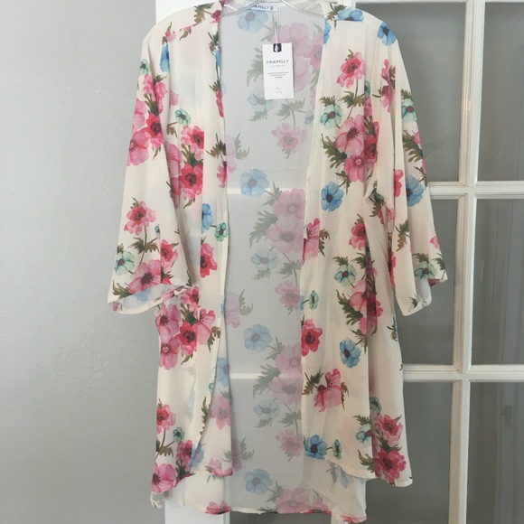 Kimono / Coverup - Picture 1 of 4